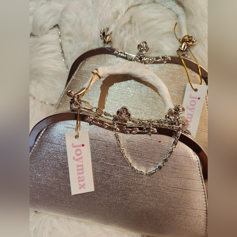 2 Classy Purses - Picture 4 of 4